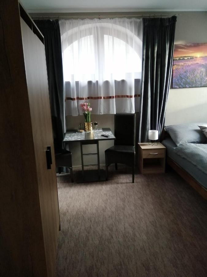 Apartmany Pietro Oravsky Podzamok Luaran gambar